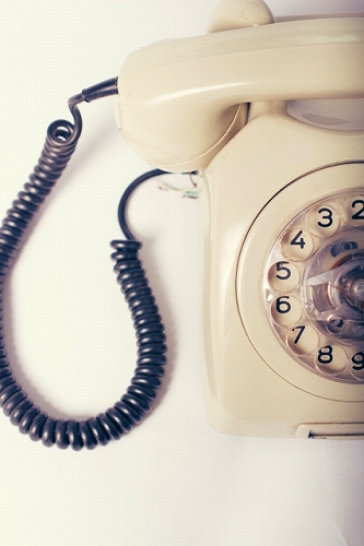 NTTの固定電話は解約と休止どっちが良い？電話加入権って必要なの？